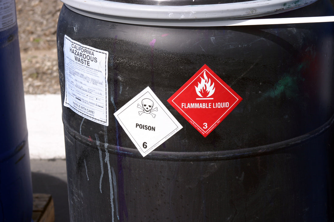 The Heat Resilience of Plastic and Steel 55-Gallon Drums: How Hot Can They Withstand?